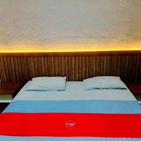 Tw Penginapan Cianjur Exterior foto